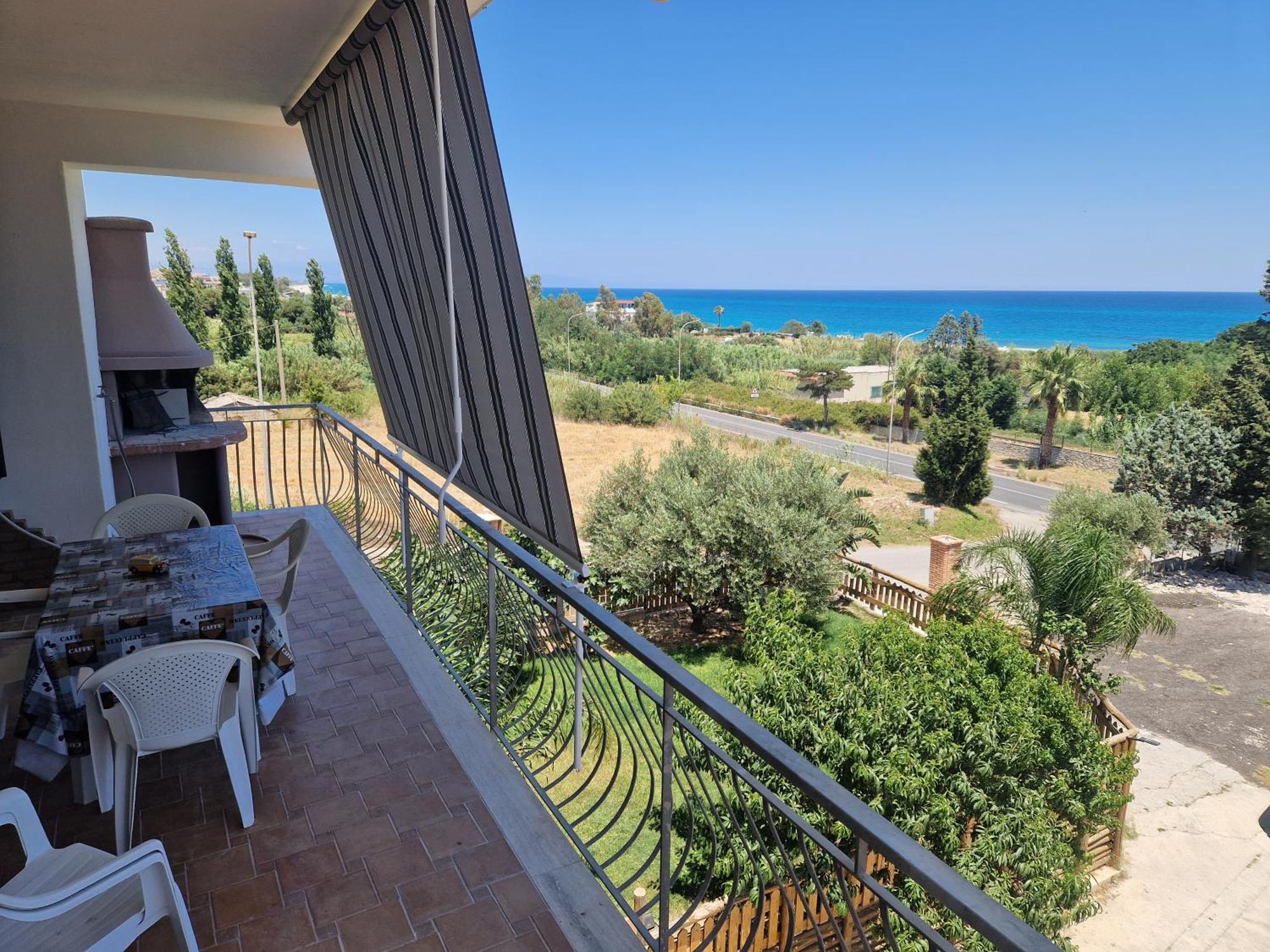 Апартаменти Nina'S House 4 A 300 Mt Dal Mare Santa Caterina Dello Ionio Marina Екстер'єр фото