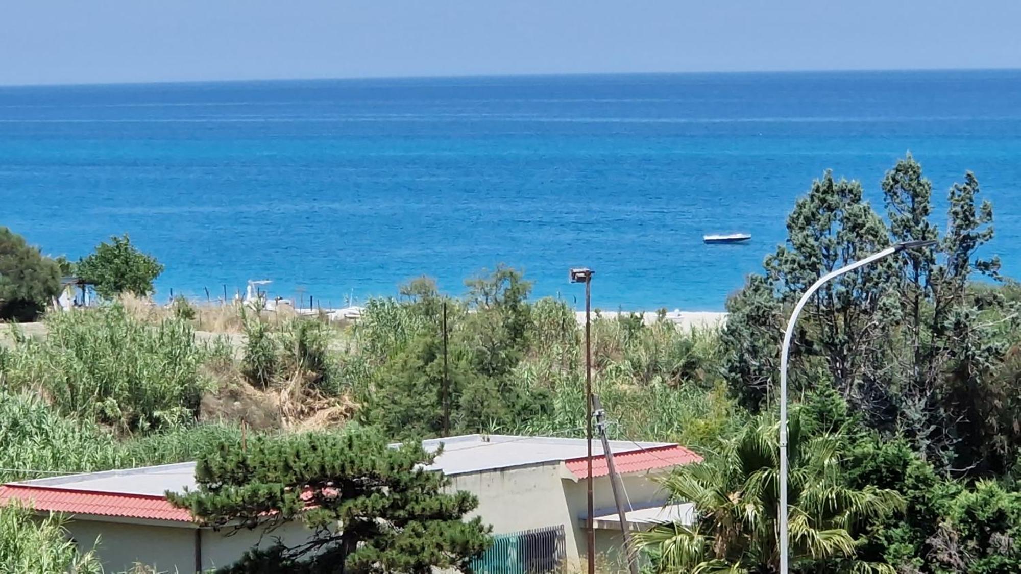 Апартаменти Nina'S House 4 A 300 Mt Dal Mare Santa Caterina Dello Ionio Marina Екстер'єр фото